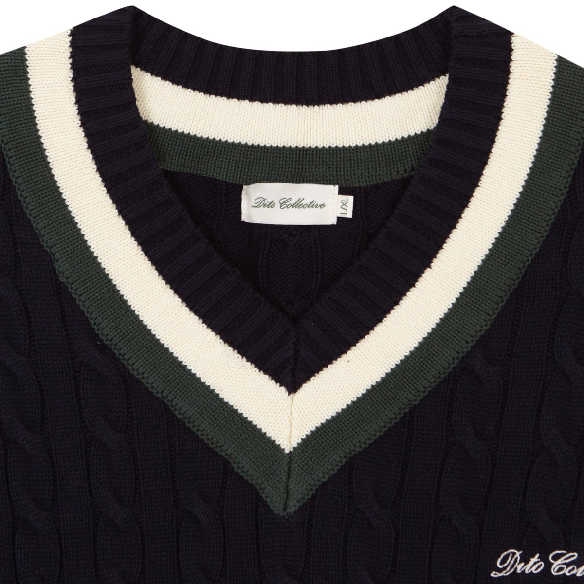 NAVY CABLE KNIT