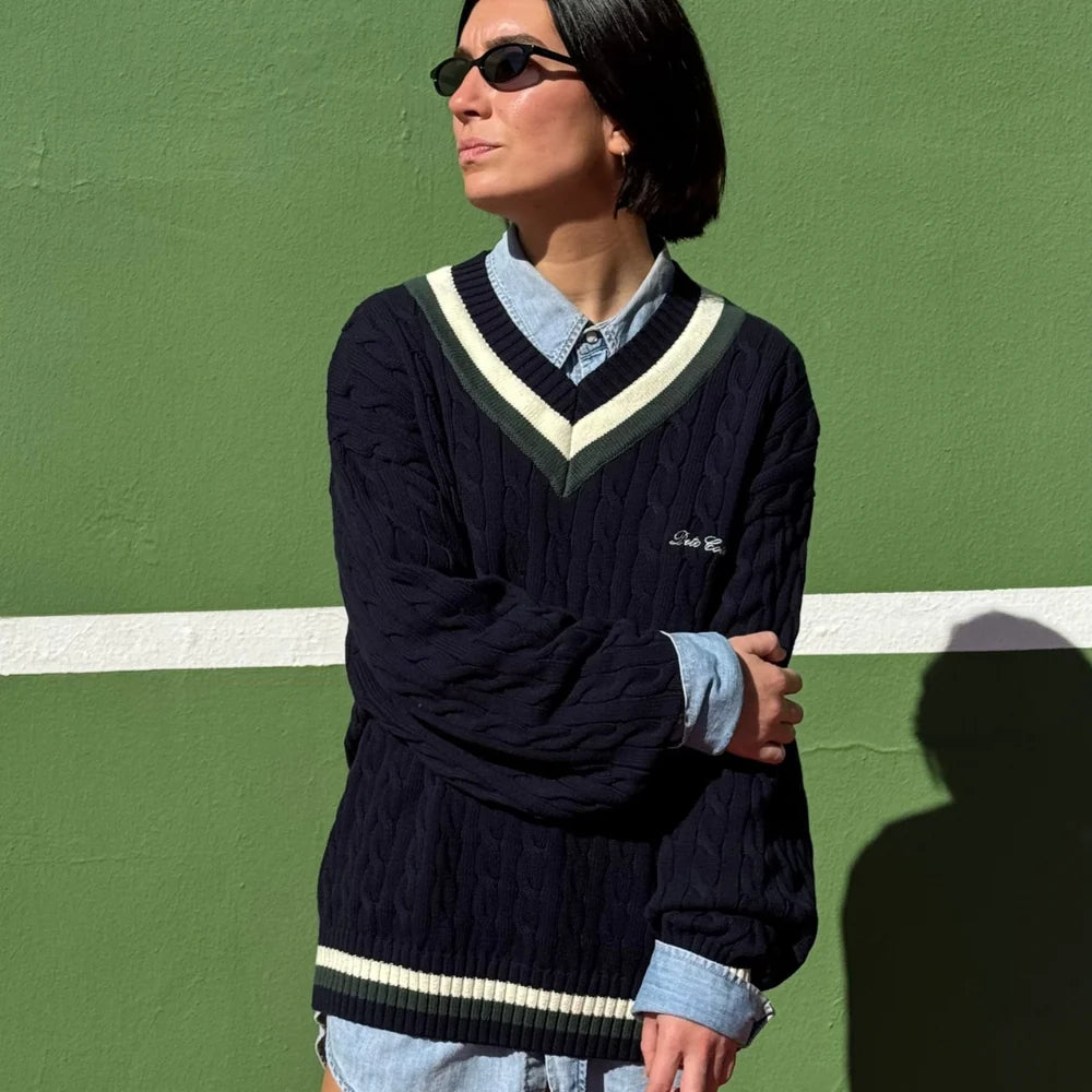 NAVY CABLE KNIT